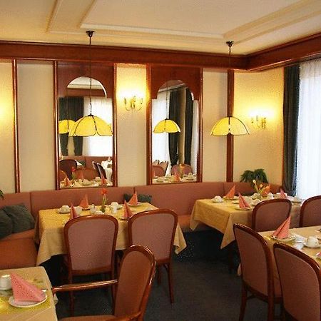 Hotel Am Schelztor Έσλινγκεν Εξωτερικό φωτογραφία