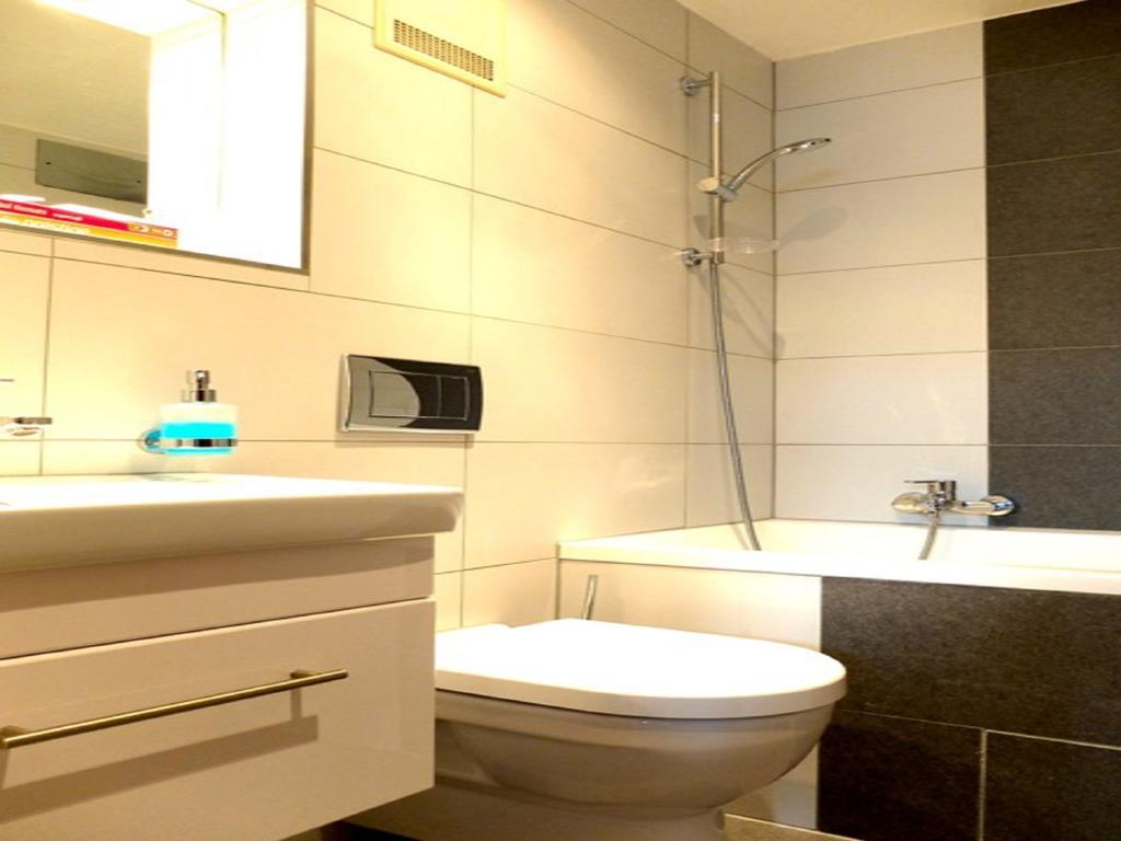 Hotel Am Schelztor Έσλινγκεν Δωμάτιο φωτογραφία
