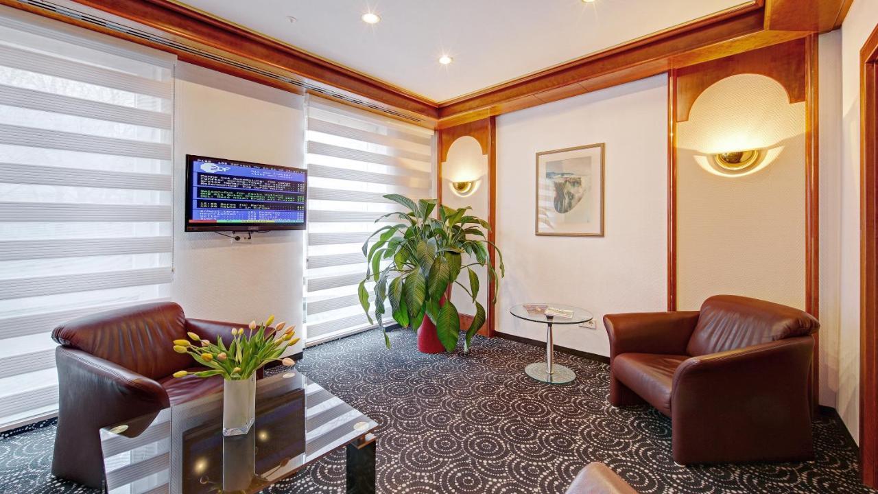 Hotel Am Schelztor Έσλινγκεν Εξωτερικό φωτογραφία